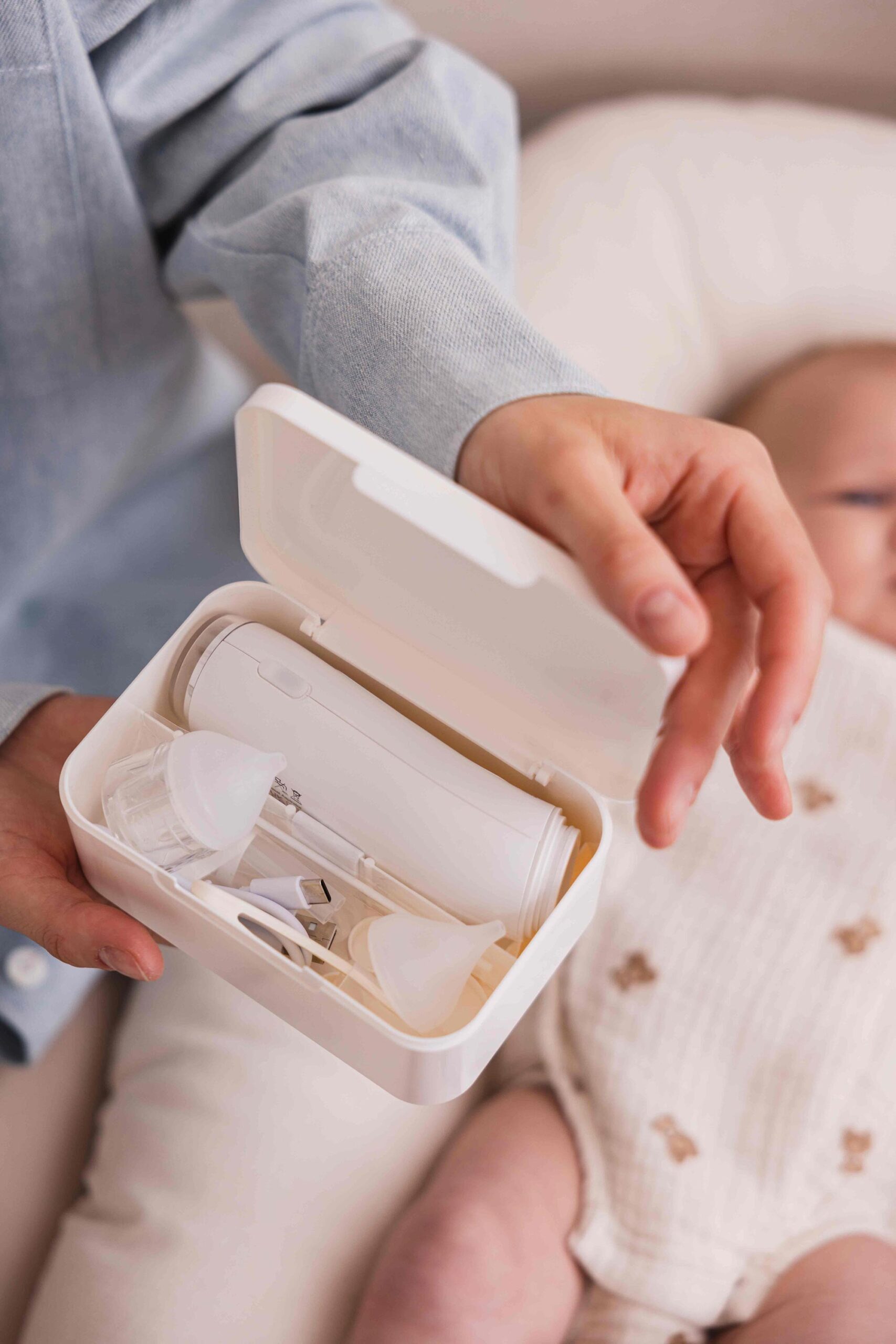 Automatyczny aspirator do nosa Momini Breezy - obrazek 8